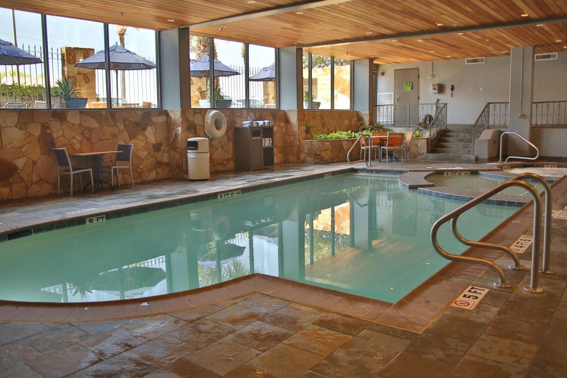 Doubletree by Hilton McAllen gallery photo in McAllen, TX — image 13