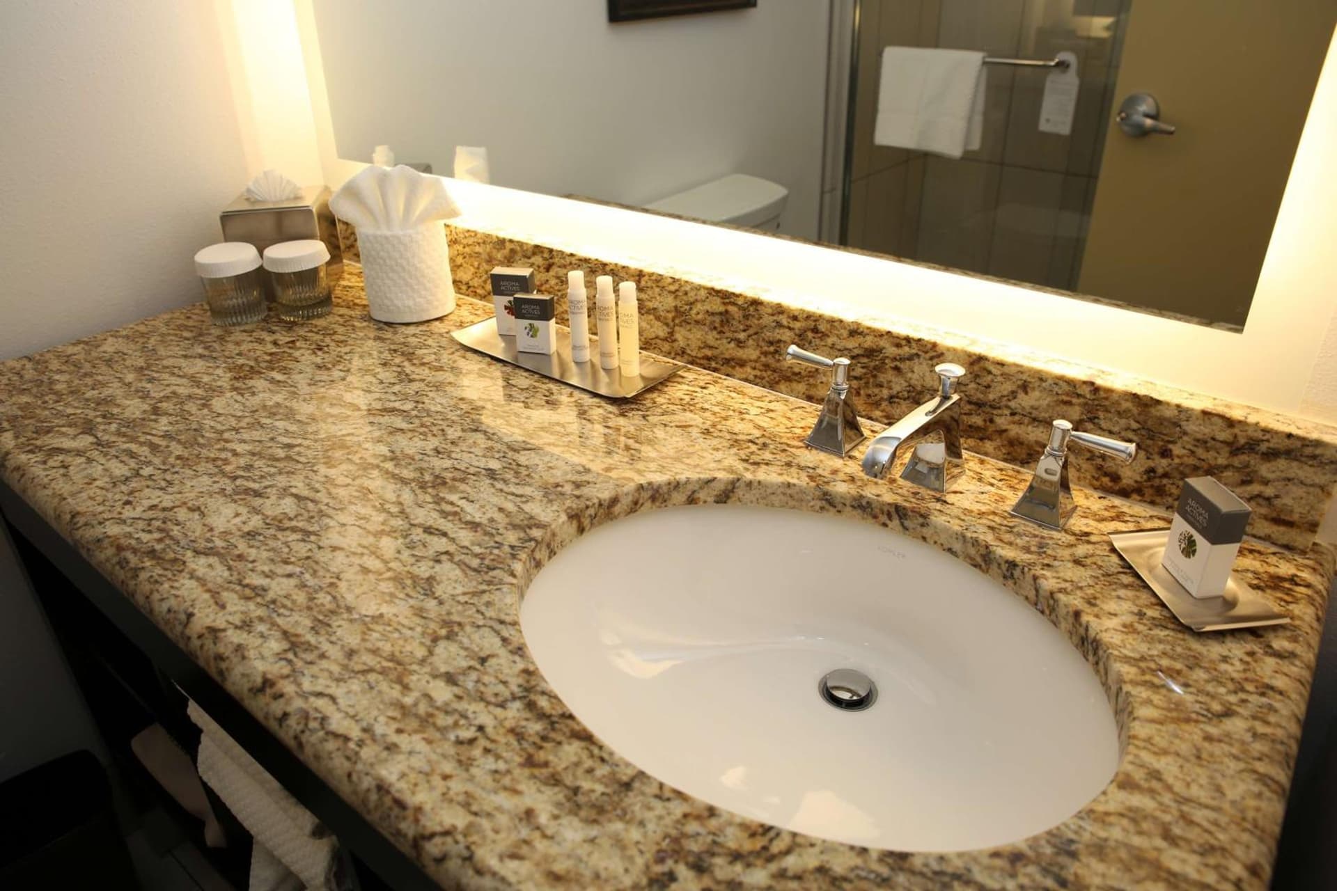 Doubletree by Hilton McAllen gallery photo in McAllen, TX — image 24