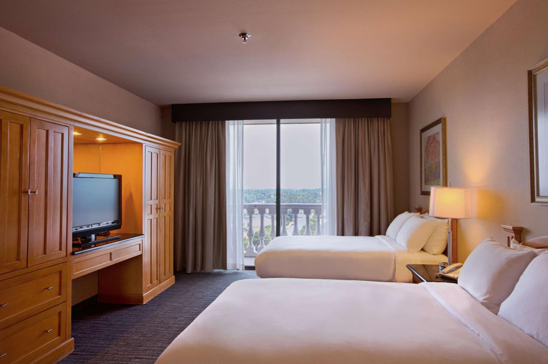 Doubletree by Hilton McAllen gallery photo in McAllen, TX — image 21