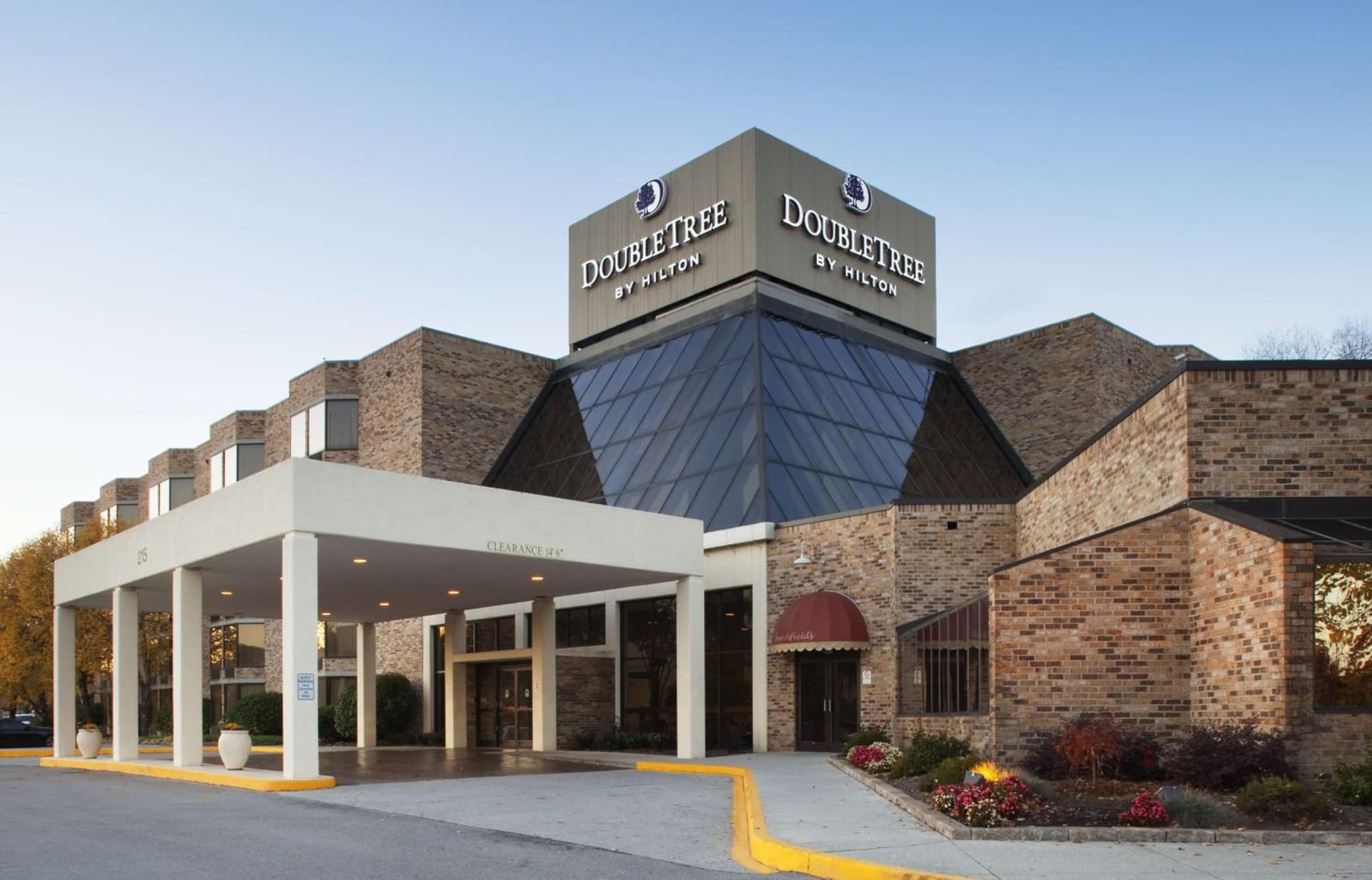 DoubleTree by Hilton Hotel Oak Ridge - Knoxville — hotel in Oak Ridge, Tennessee