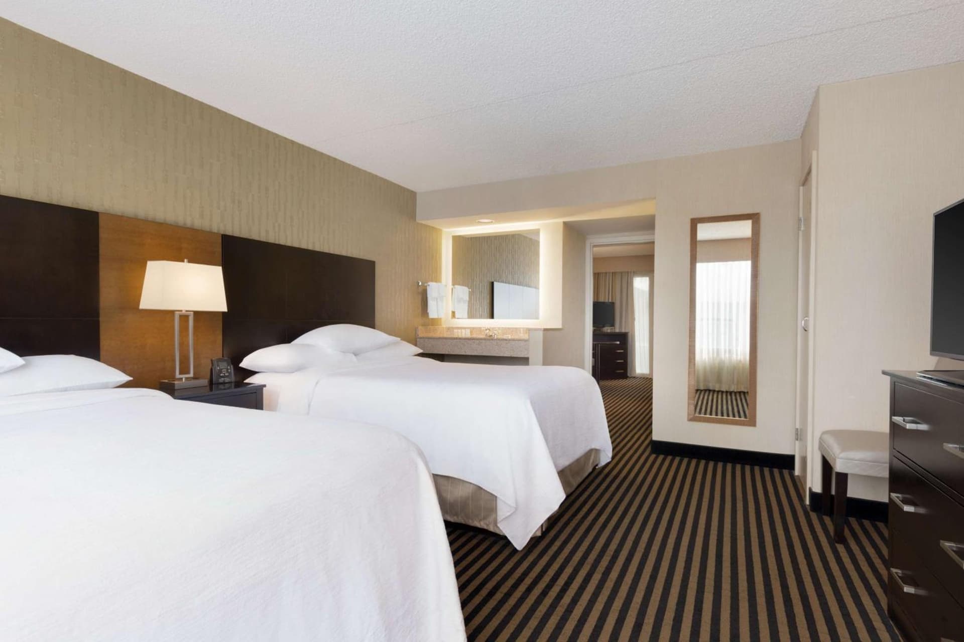 Embassy Suites by Hilton Piscataway Somerset gallery photo in Piscataway, NJ — image 29