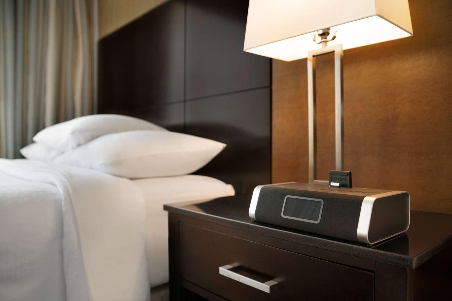 Embassy Suites by Hilton Piscataway Somerset gallery photo in Piscataway, NJ — image 10