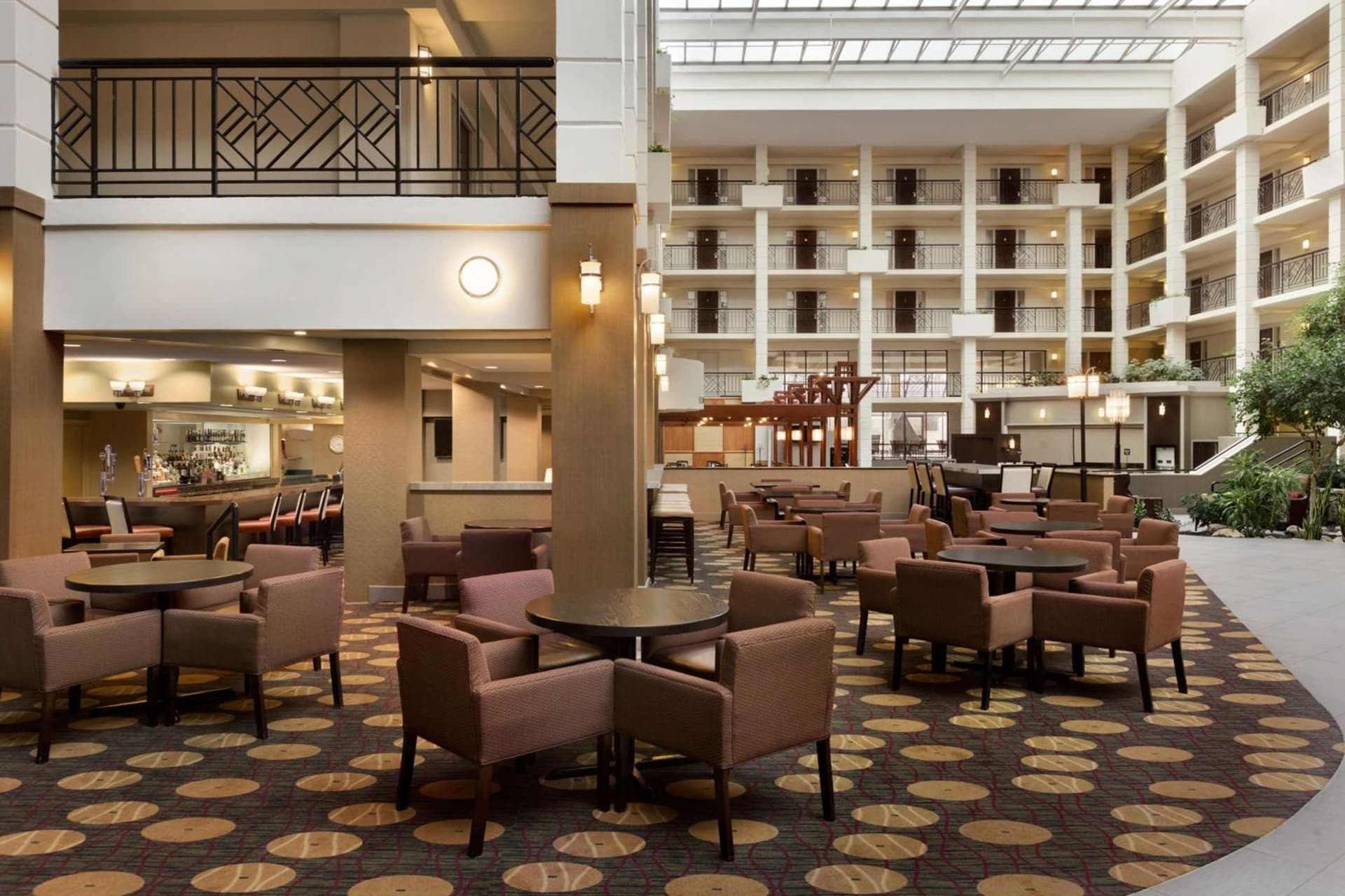 Embassy Suites by Hilton Piscataway Somerset gallery photo in Piscataway, NJ — image 35