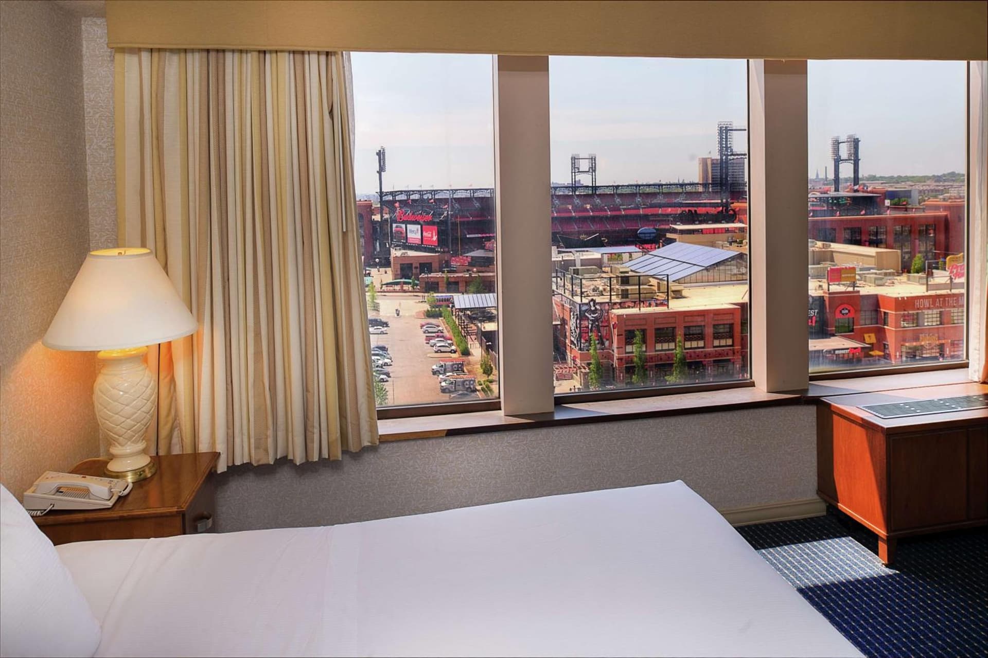 Hilton St. Louis at the Ballpark gallery photo in Saint Louis, MO — image 72