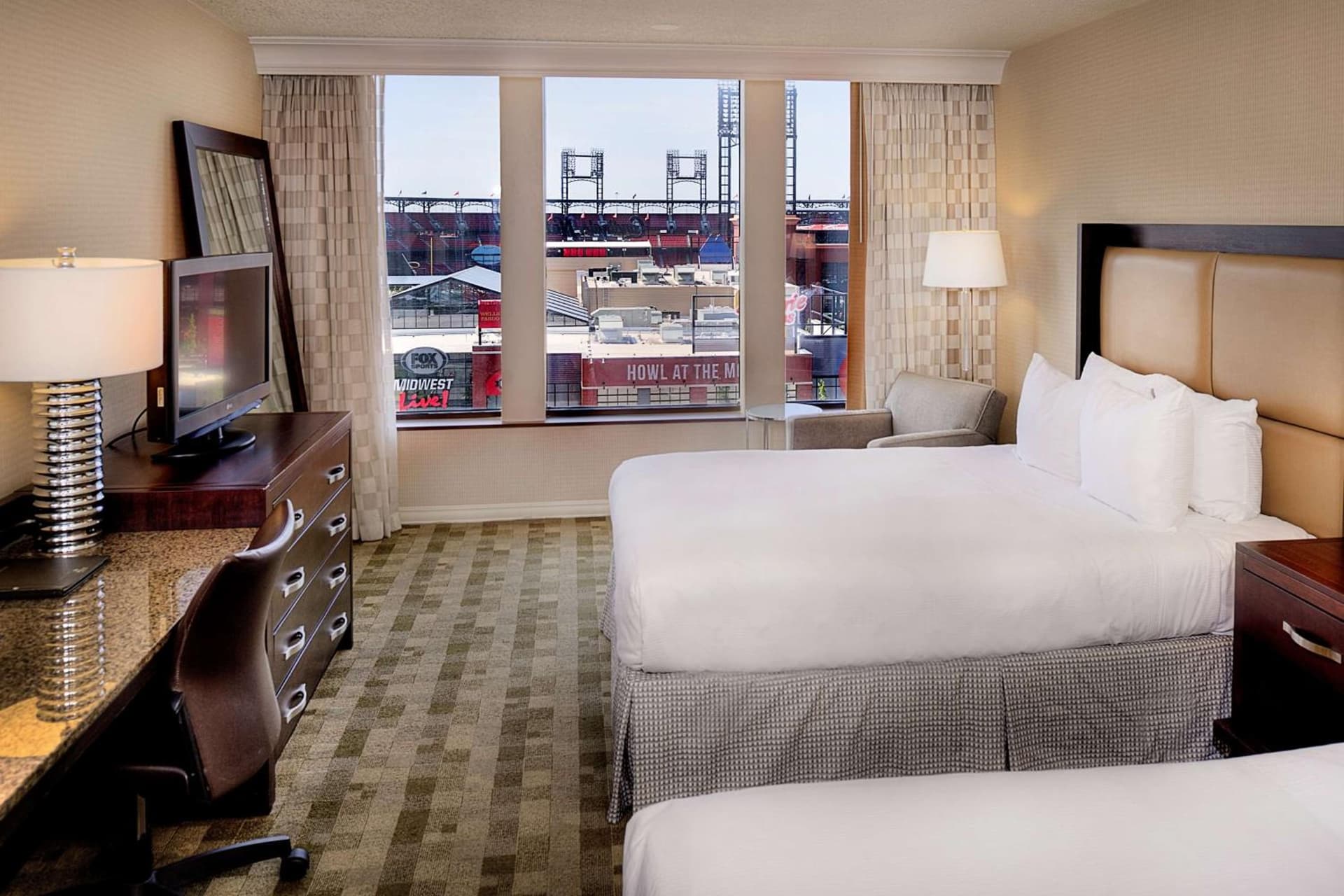 Hilton St. Louis at the Ballpark gallery photo in Saint Louis, MO — image 38