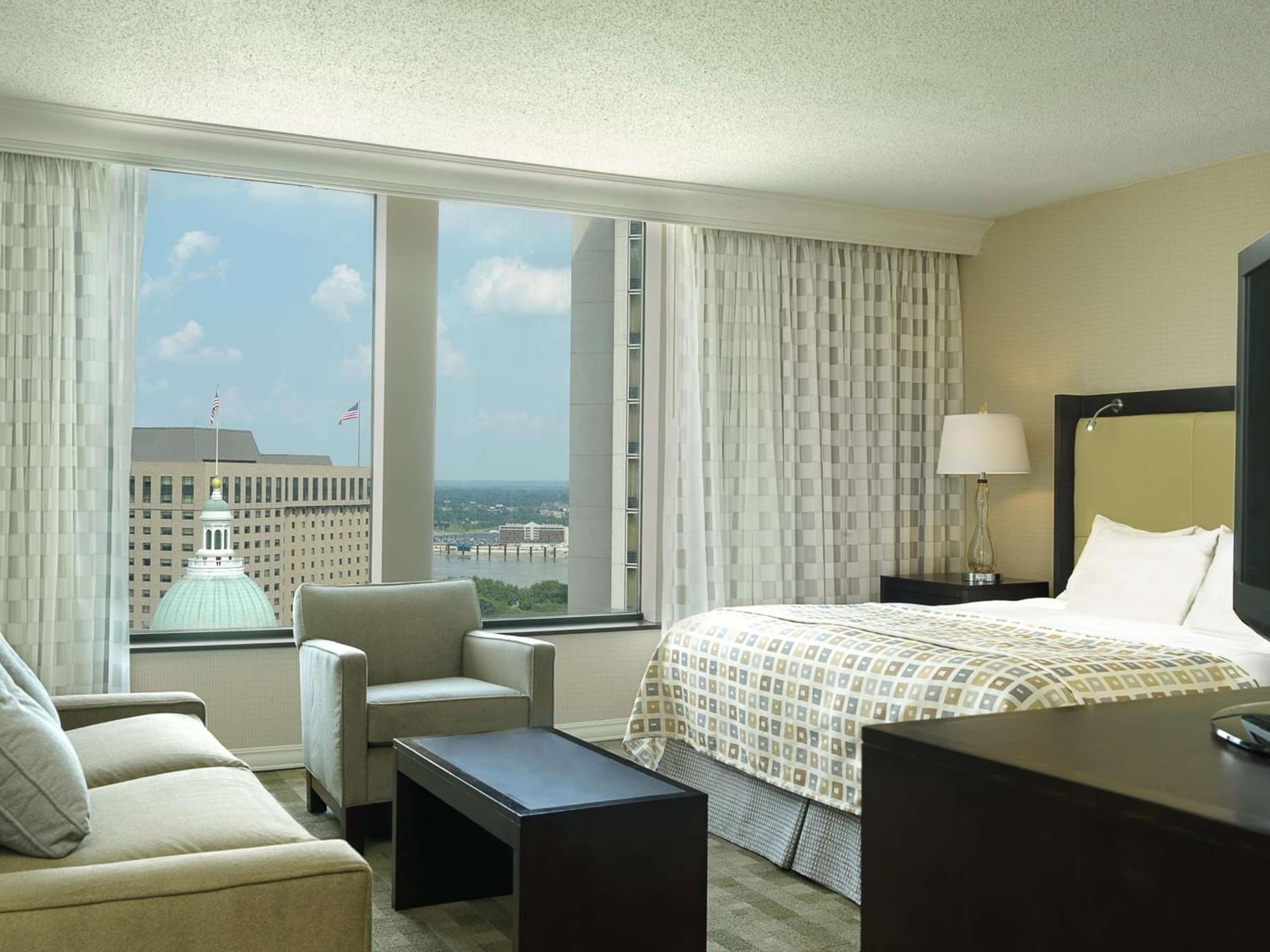 Hilton St. Louis at the Ballpark gallery photo in Saint Louis, MO — image 6