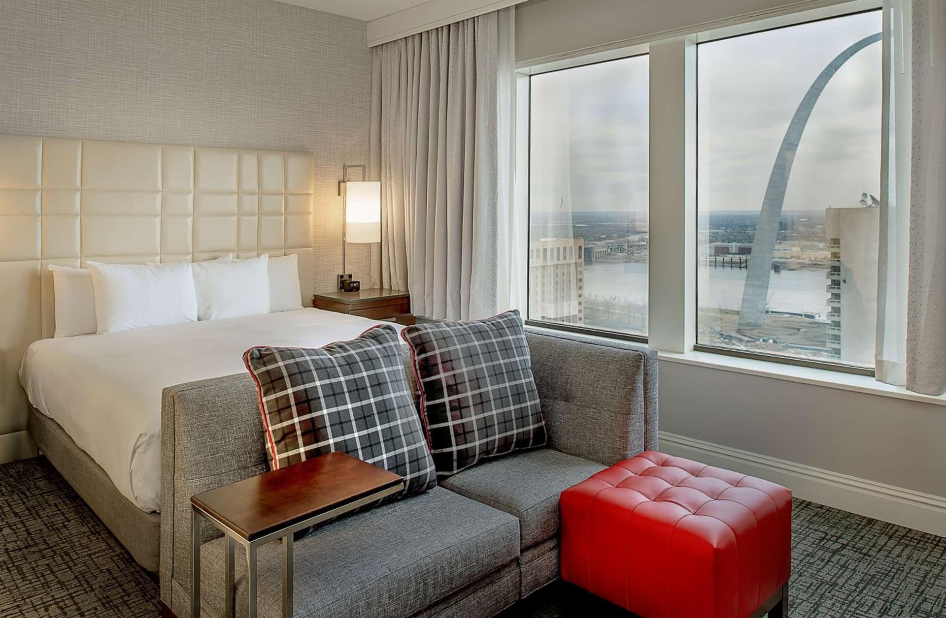 Hilton St. Louis at the Ballpark gallery photo in Saint Louis, MO — image 98