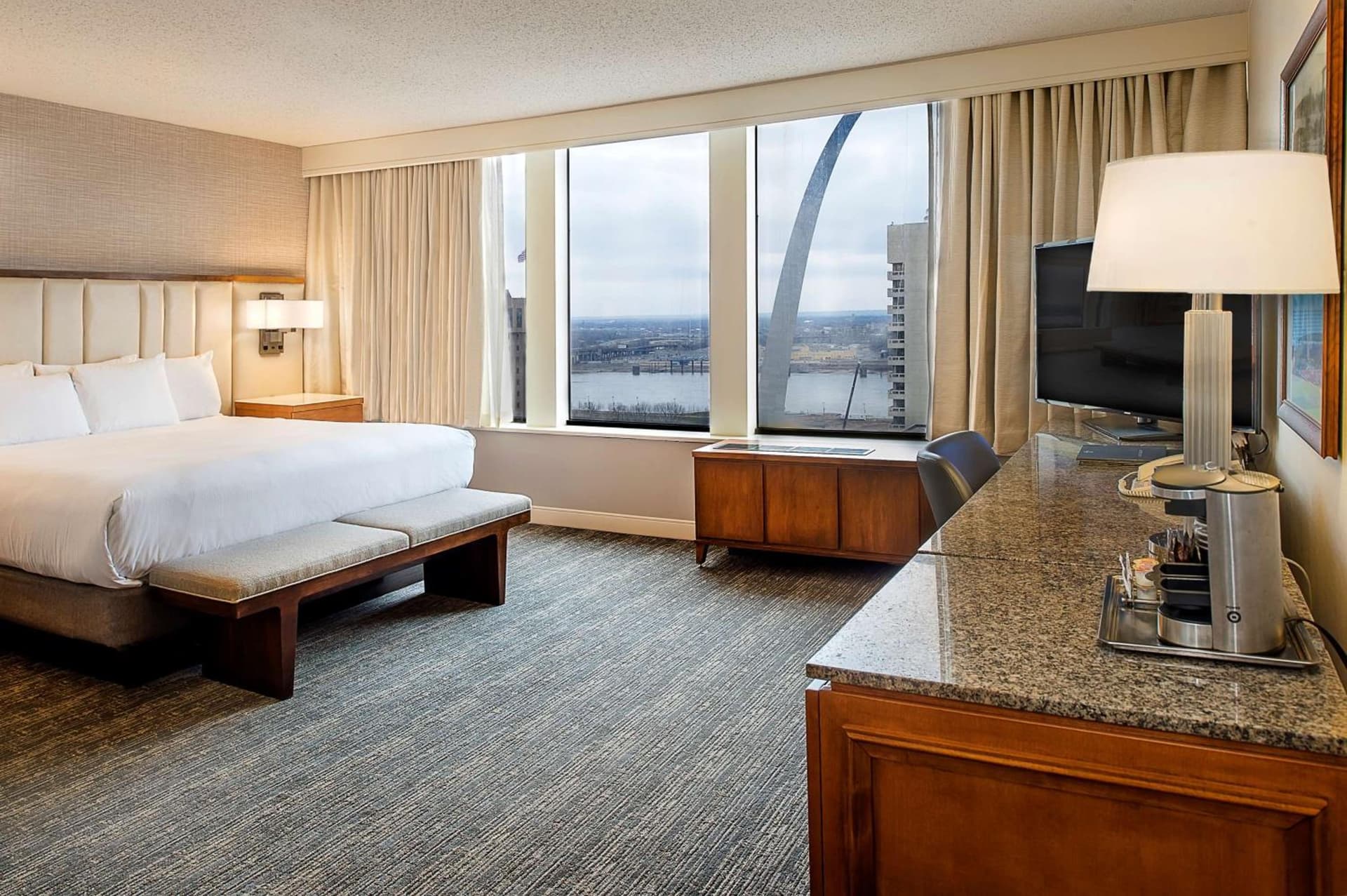 Hilton St. Louis at the Ballpark gallery photo in Saint Louis, MO — image 39