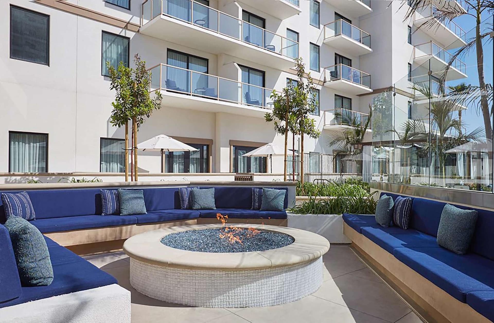 The Waterfront Beach Resort, A Hilton Hotel property views in Huntington Beach, CA — gallery photo 3