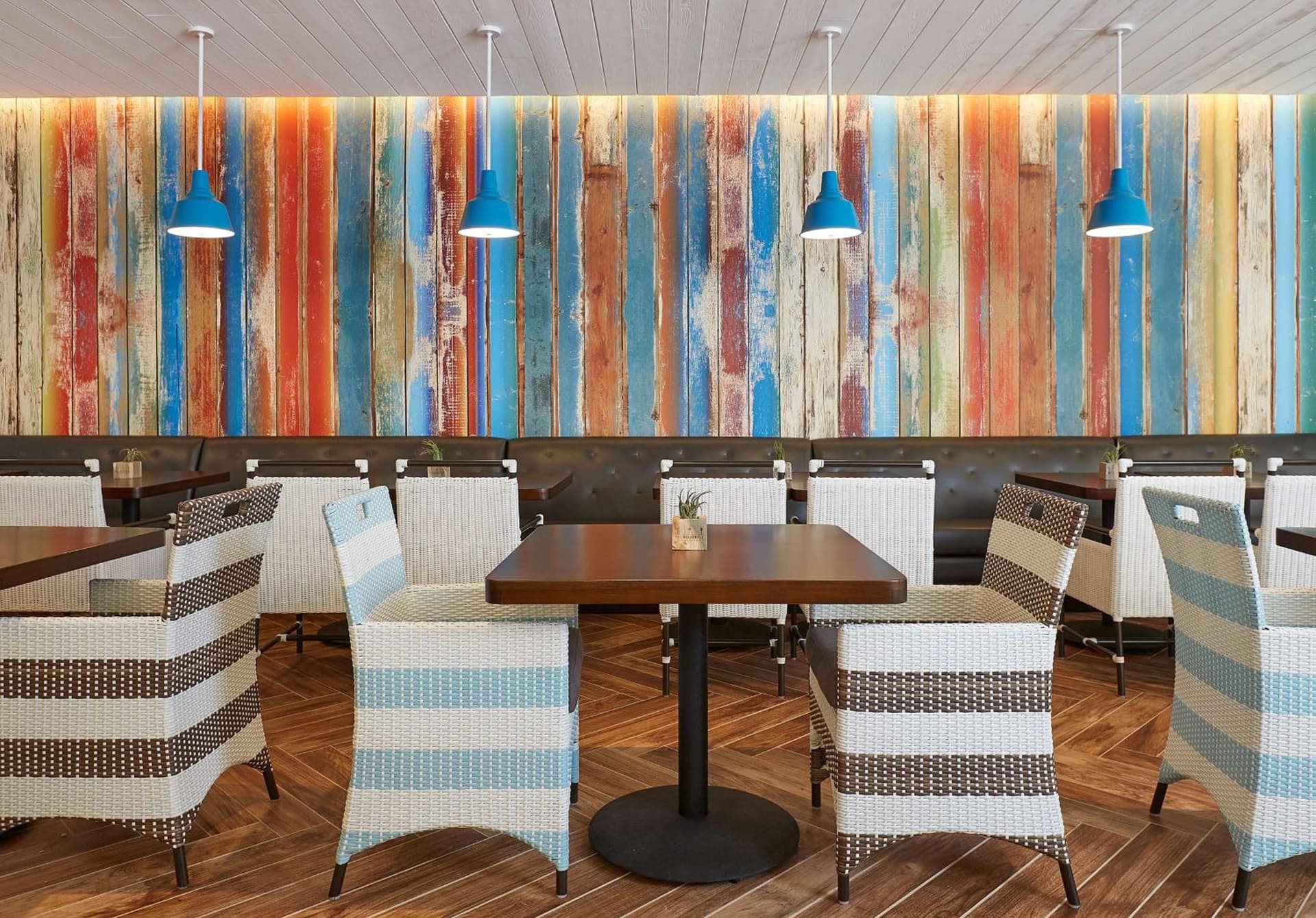 The Waterfront Beach Resort, A Hilton Hotel gallery photo in Huntington Beach, CA — image 111