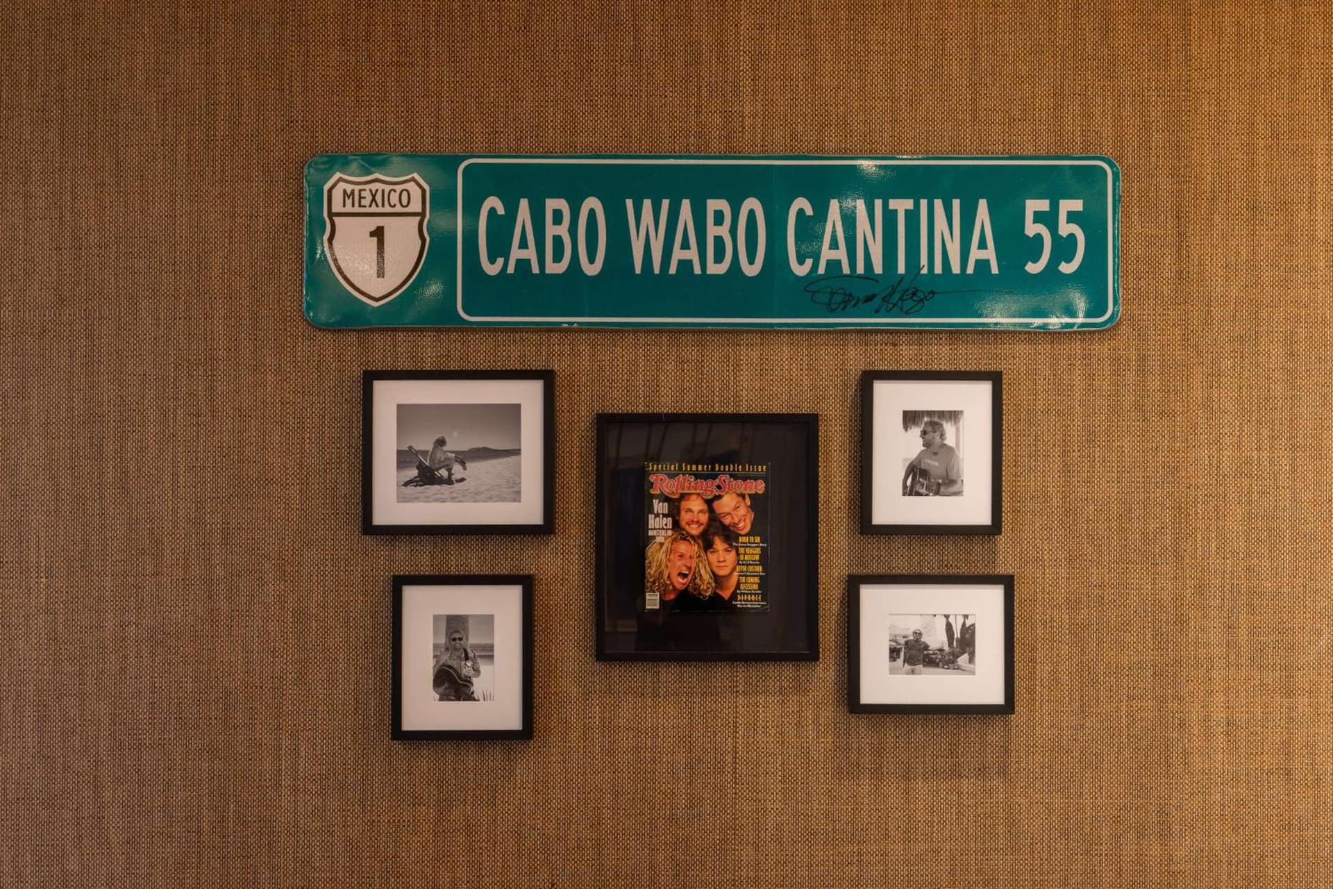The Waterfront Beach Resort, A Hilton Hotel gallery photo in Huntington Beach, CA — image 10