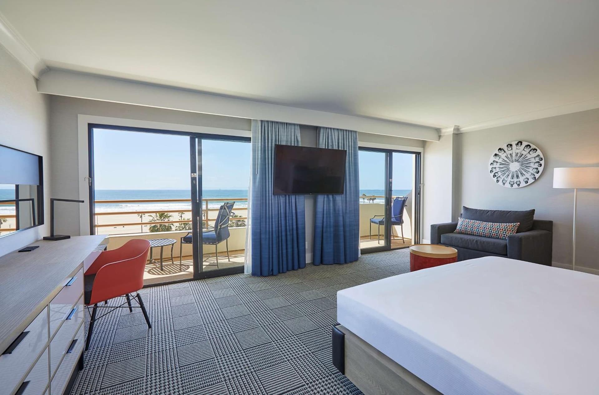 The Waterfront Beach Resort, A Hilton Hotel gallery photo in Huntington Beach, CA — image 88