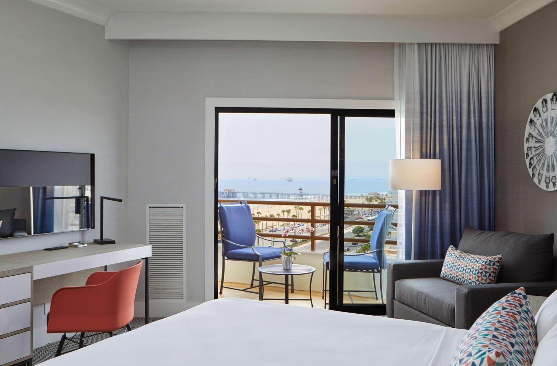 The Waterfront Beach Resort, A Hilton Hotel gallery photo in Huntington Beach, CA — image 147