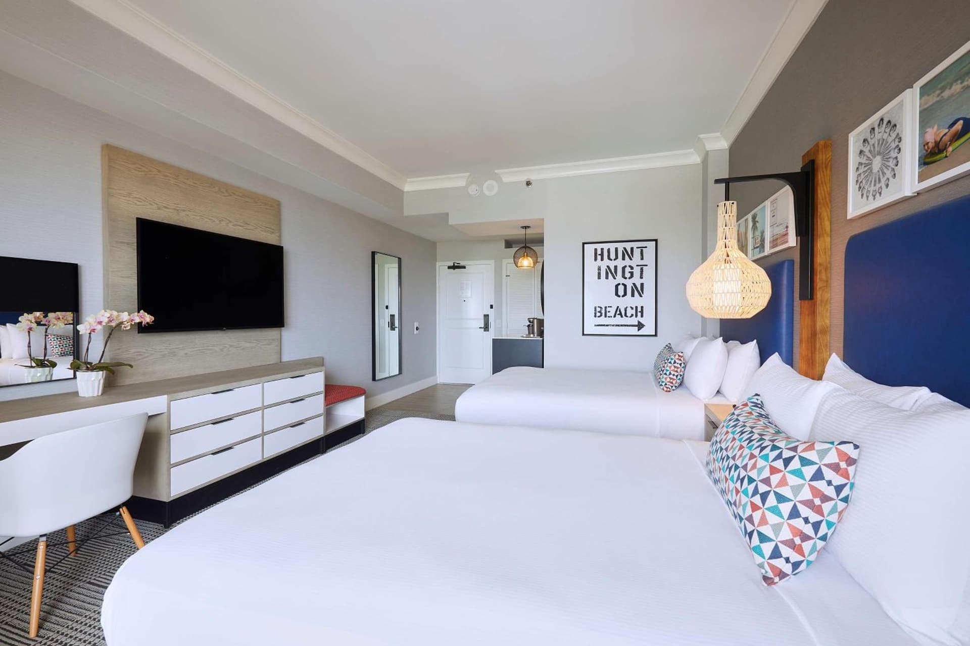 The Waterfront Beach Resort, A Hilton Hotel gallery photo in Huntington Beach, CA — image 127