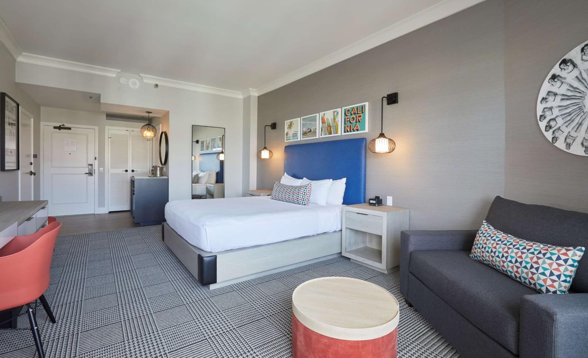 The Waterfront Beach Resort, A Hilton Hotel gallery photo in Huntington Beach, CA — image 102