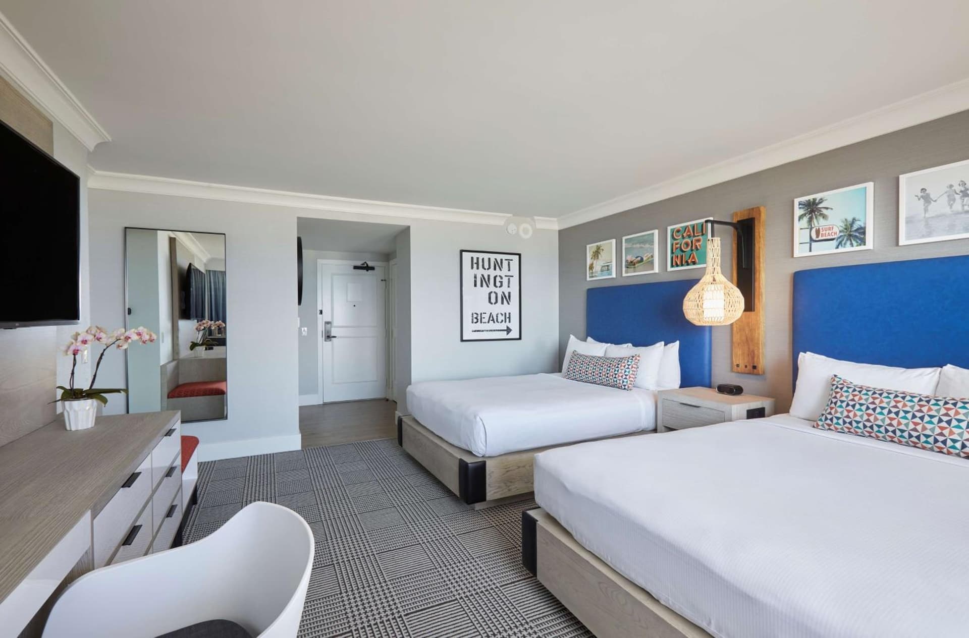 The Waterfront Beach Resort, A Hilton Hotel gallery photo in Huntington Beach, CA — image 103