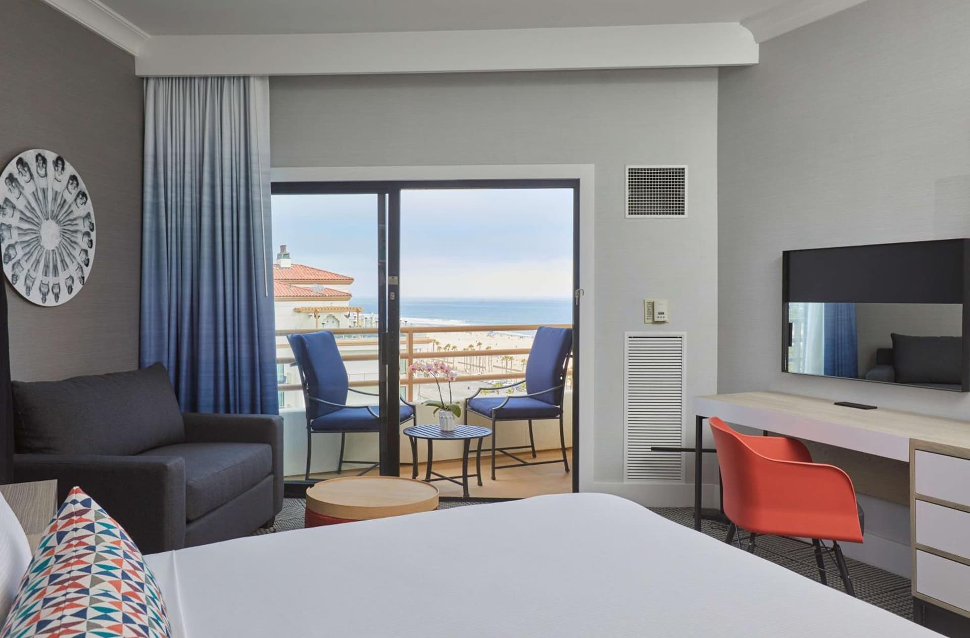 The Waterfront Beach Resort, A Hilton Hotel gallery photo in Huntington Beach, CA — image 68