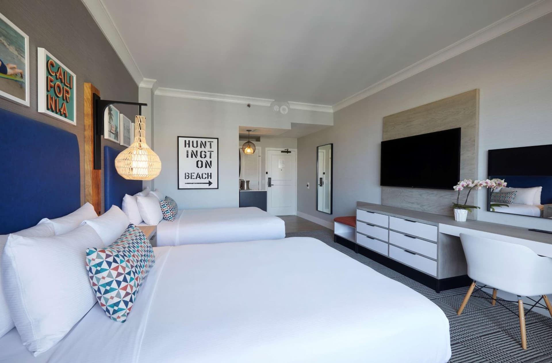 The Waterfront Beach Resort, A Hilton Hotel gallery photo in Huntington Beach, CA — image 30