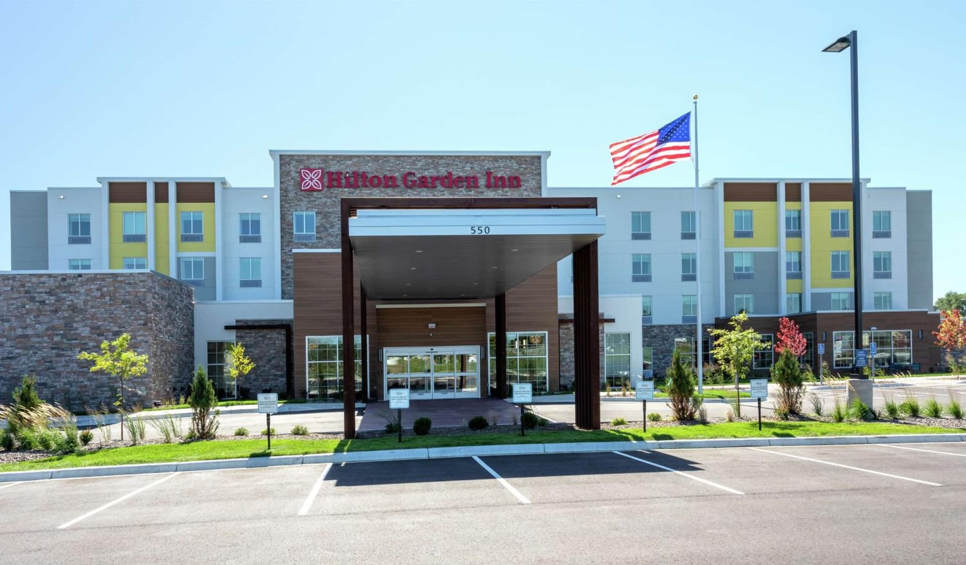 Hilton Garden Inn St. Cloud, Mn interior in Waite Park, MN — gallery photo 2
