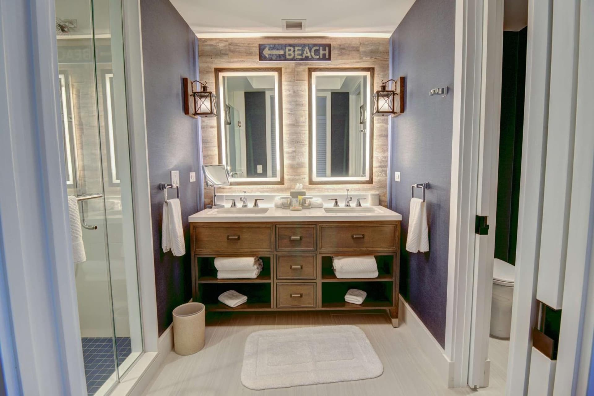 The Waterfront Beach Resort, A Hilton Hotel gallery photo in Huntington Beach, CA — image 144