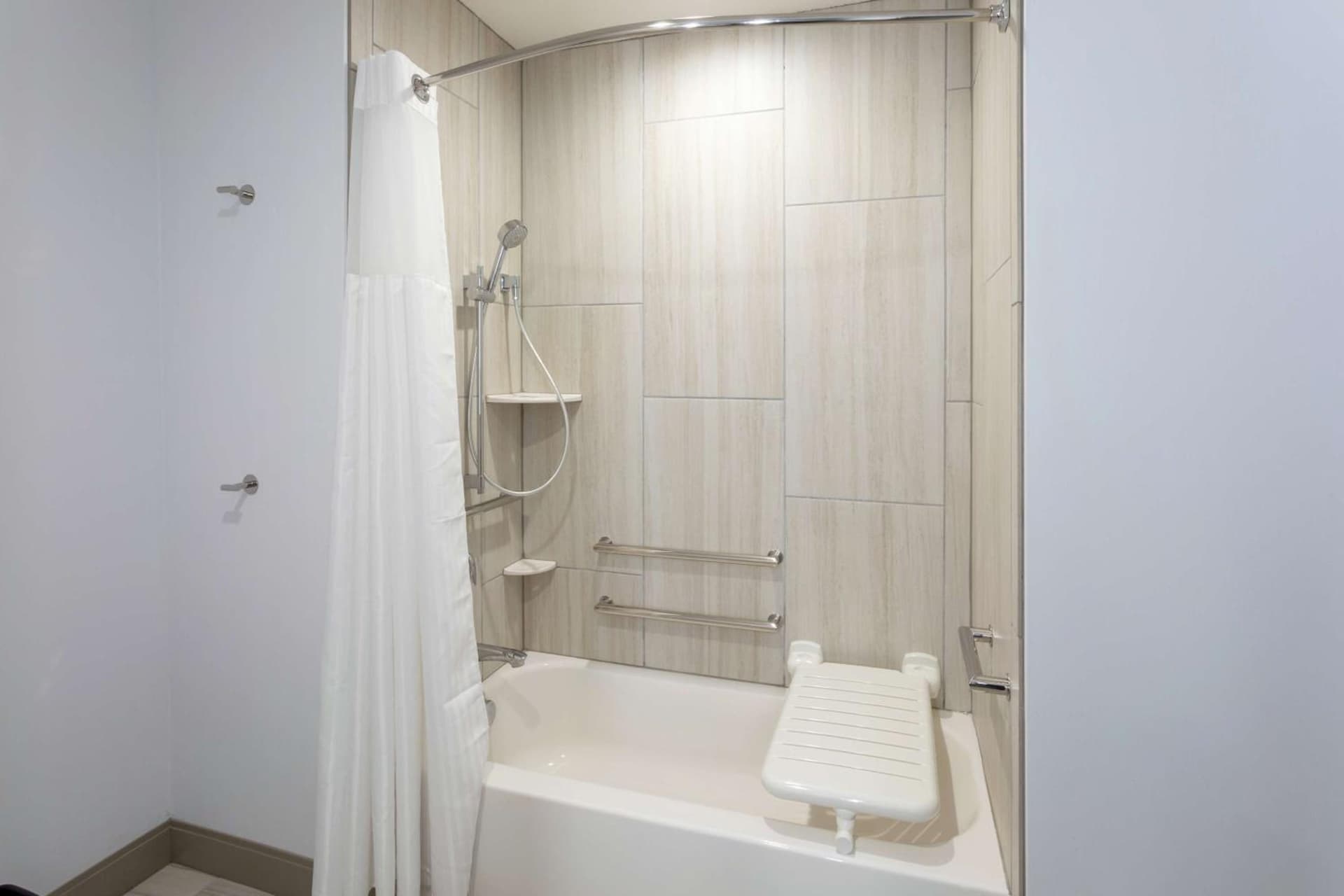 Hilton Garden Inn St. Cloud, Mn gallery photo in Waite Park, MN — image 14