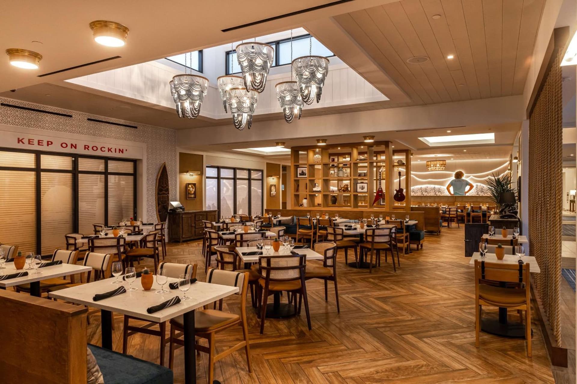The Waterfront Beach Resort, A Hilton Hotel gallery photo in Huntington Beach, CA — image 53