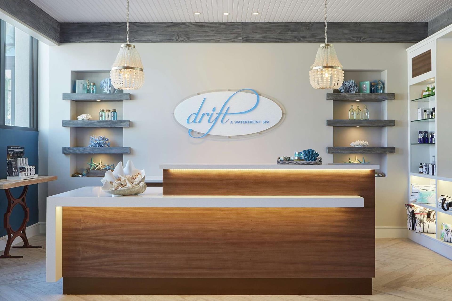 The Waterfront Beach Resort, A Hilton Hotel gallery photo in Huntington Beach, CA — image 92