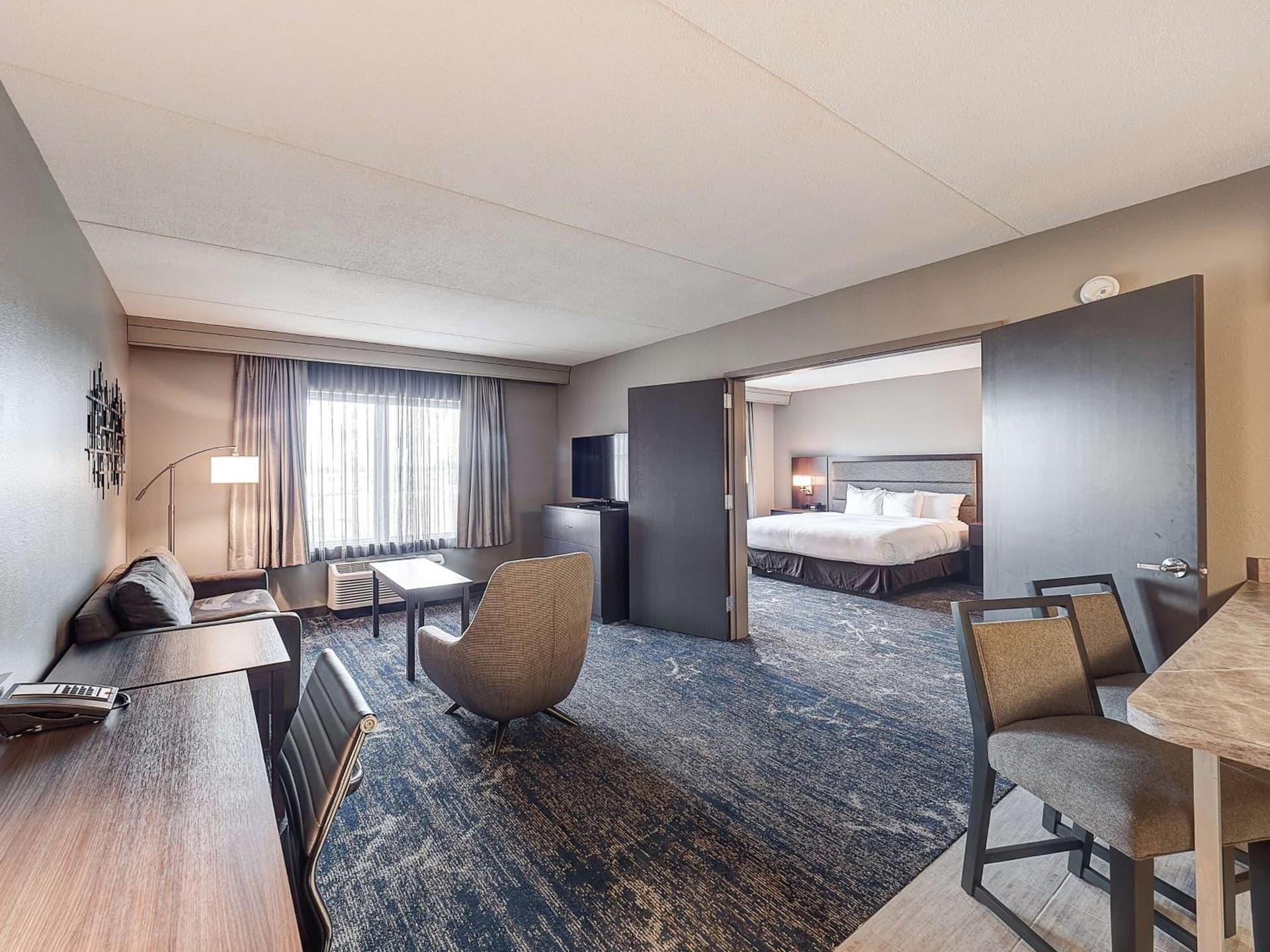 DoubleTree by Hilton Bloomington gallery photo in Bloomington, IL — image 17