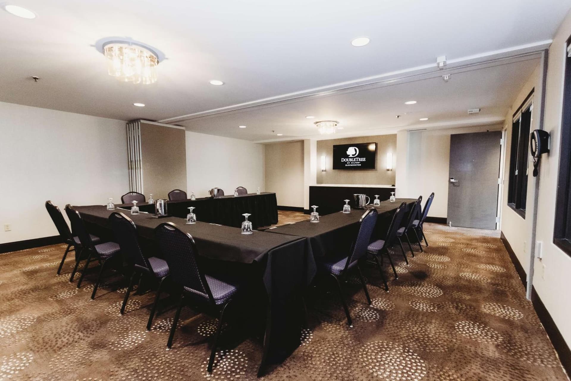 DoubleTree by Hilton Bloomington gallery photo in Bloomington, IL — image 67