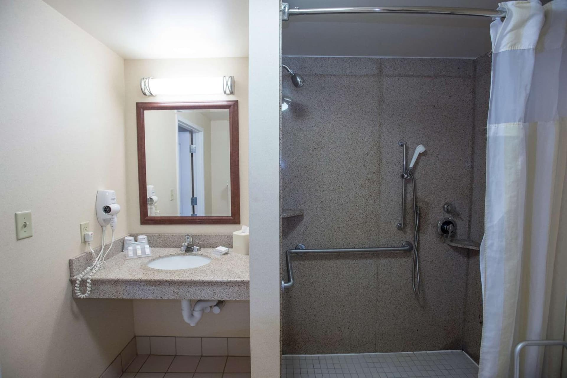 Hilton Garden Inn Wooster gallery photo in Wooster, OH — image 24