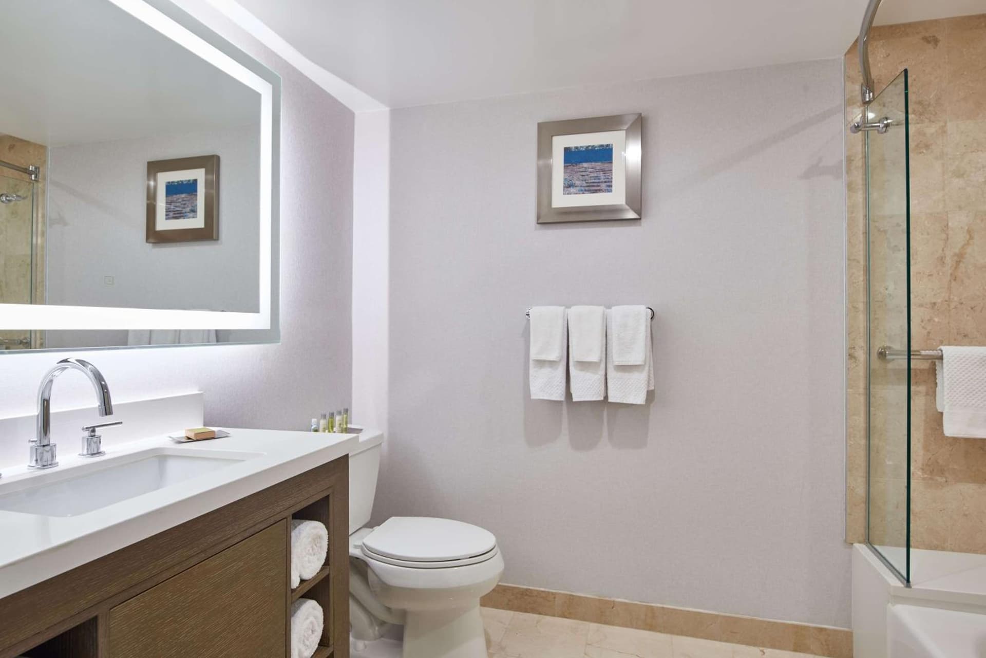 DoubleTree by Hilton Torrance - South Bay gallery photo in Torrance, CA — image 4
