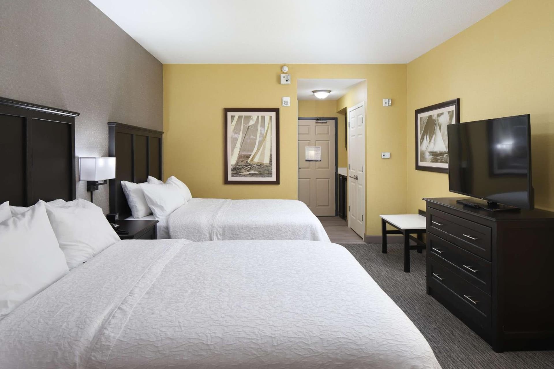 Hampton Inn Holland gallery photo in Holland, MI — image 51