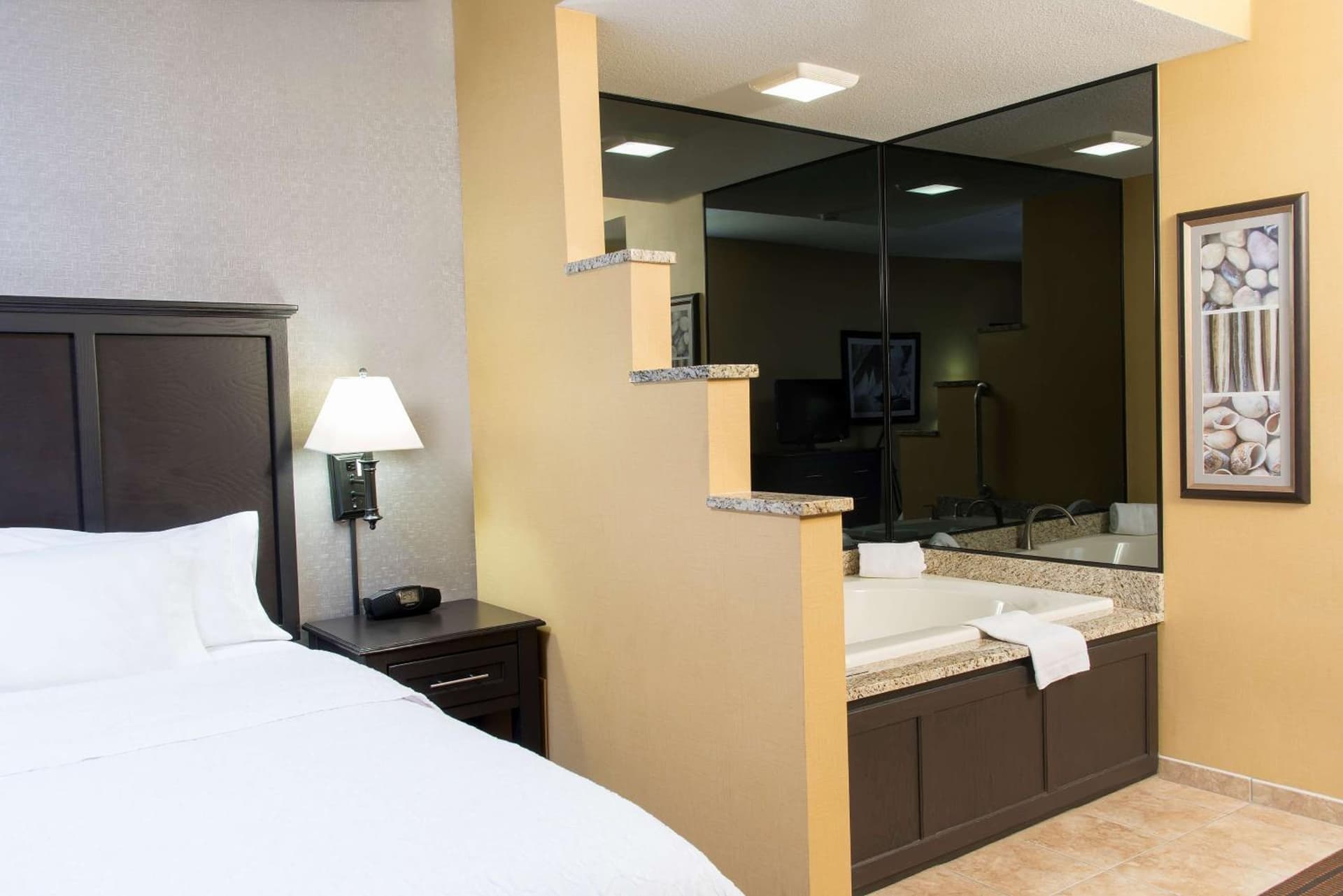 Hampton Inn Holland gallery photo in Holland, MI — image 12