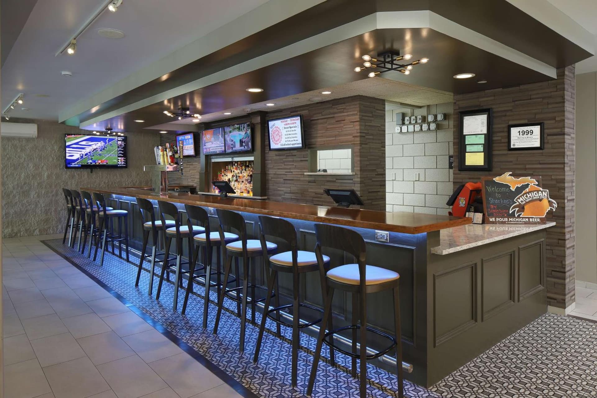 Hampton Inn Holland gallery photo in Holland, MI — image 9