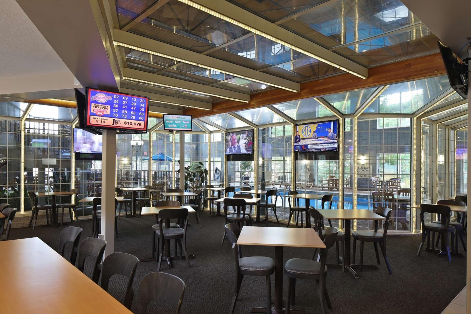 Hampton Inn Holland gallery photo in Holland, MI — image 4