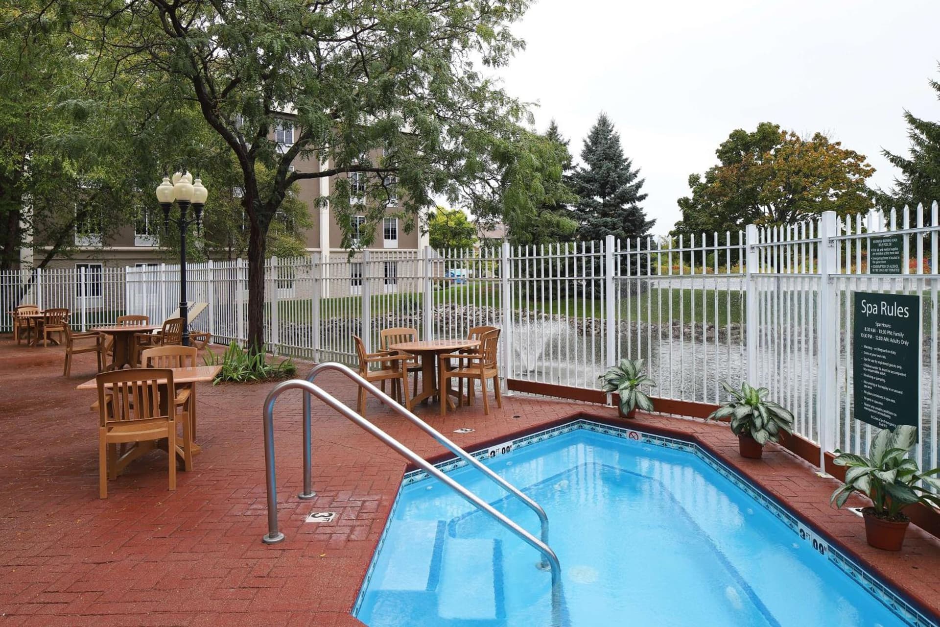 Hampton Inn Holland gallery photo in Holland, MI — image 57