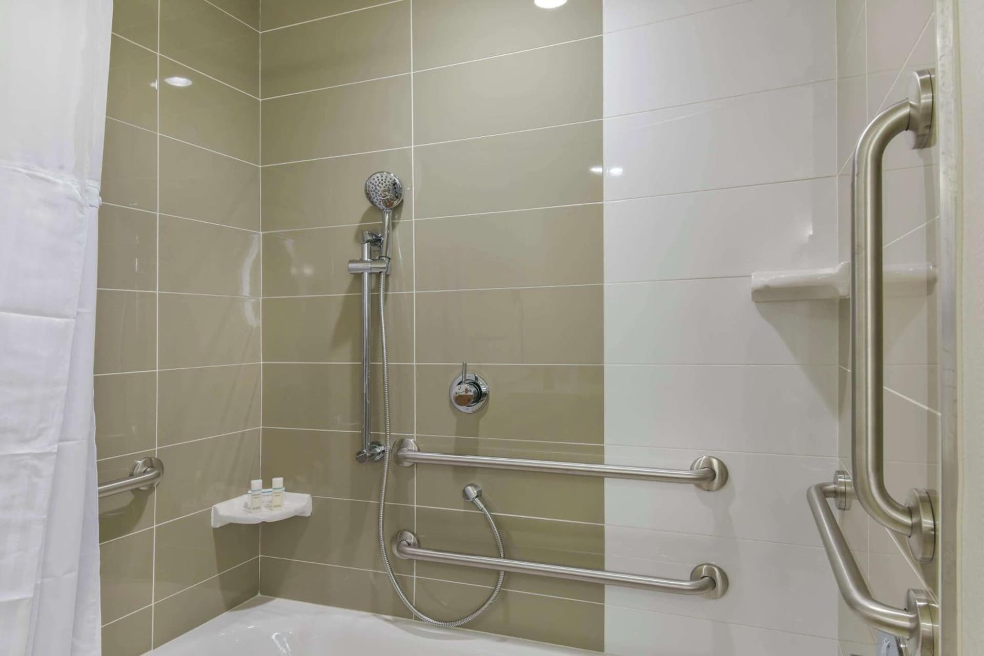 Hilton Garden Inn Raleigh/Crabtree Valley gallery photo in Raleigh, NC — image 9