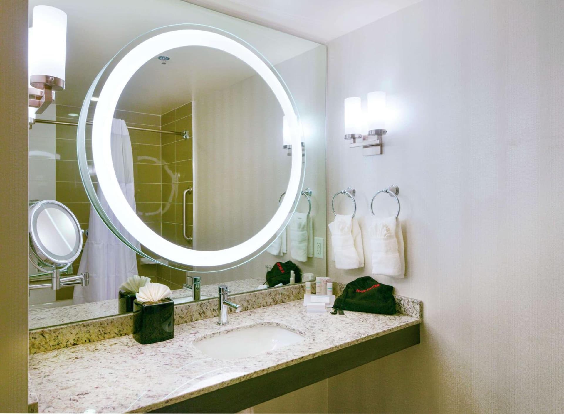 Hilton Garden Inn Raleigh/Crabtree Valley gallery photo in Raleigh, NC — image 55