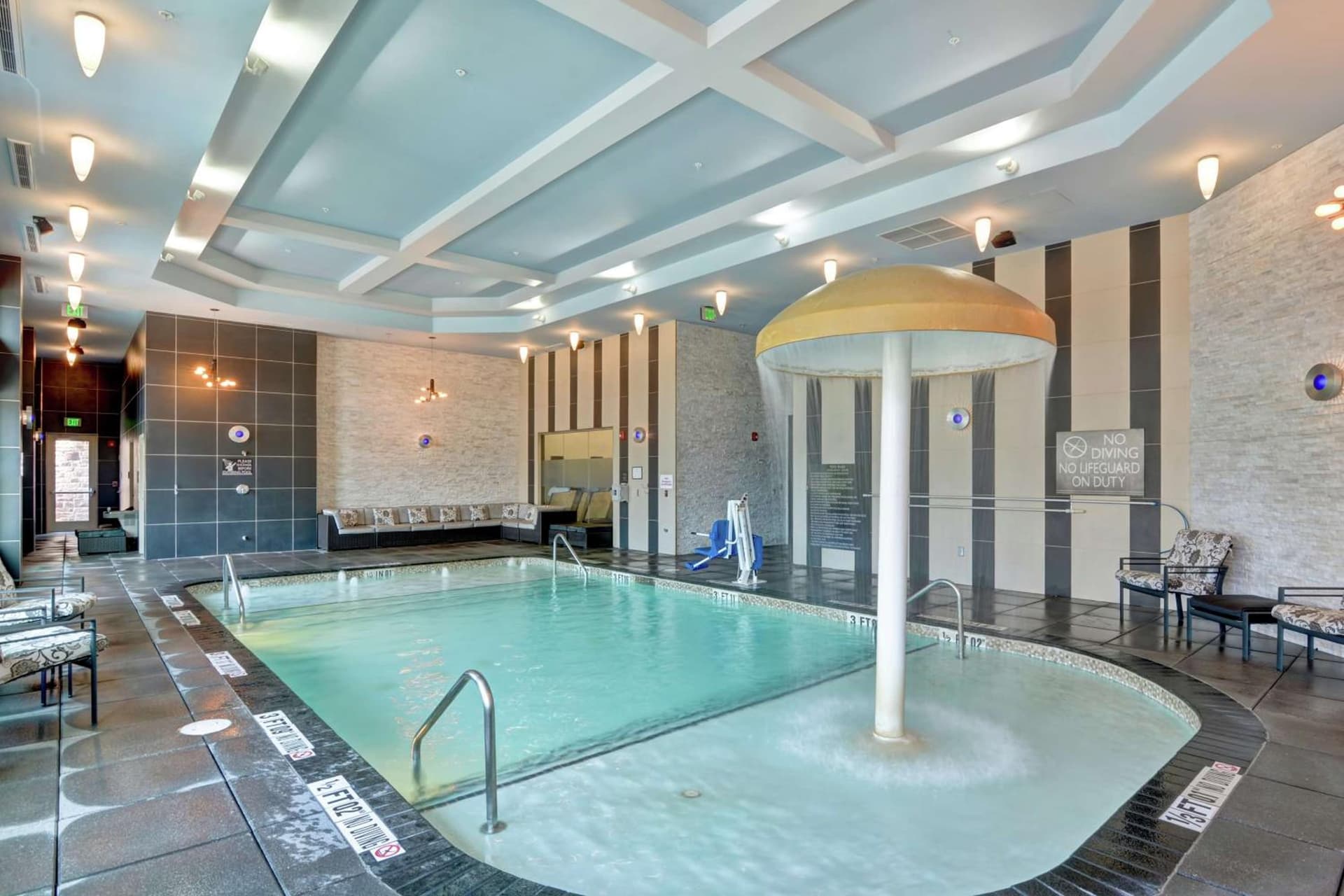 Hilton Garden Inn Raleigh/Crabtree Valley gallery photo in Raleigh, NC — image 44