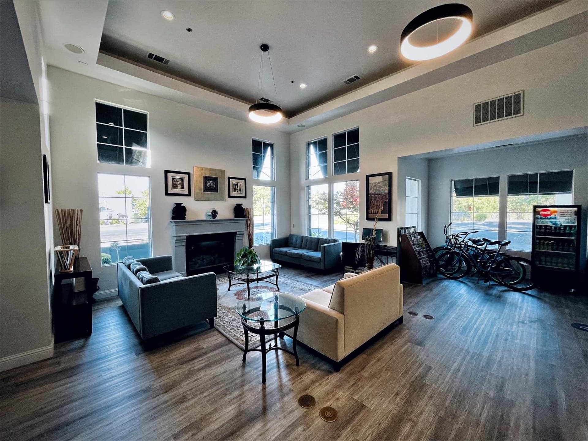 University Park Inn & Suites, an Ascend Collection Hotel interior in Davis, CA — gallery photo 2