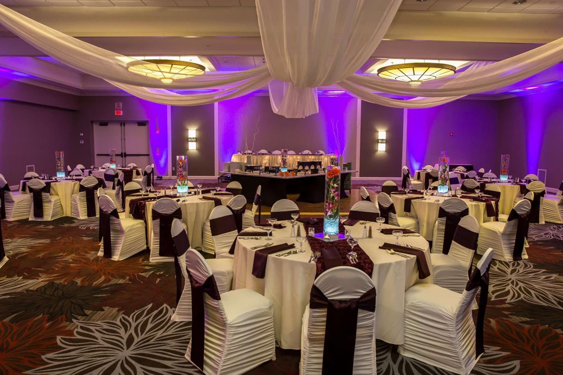 DoubleTree by Hilton Pittsburgh-Green Tree gallery photo in Pittsburgh, PA — image 23