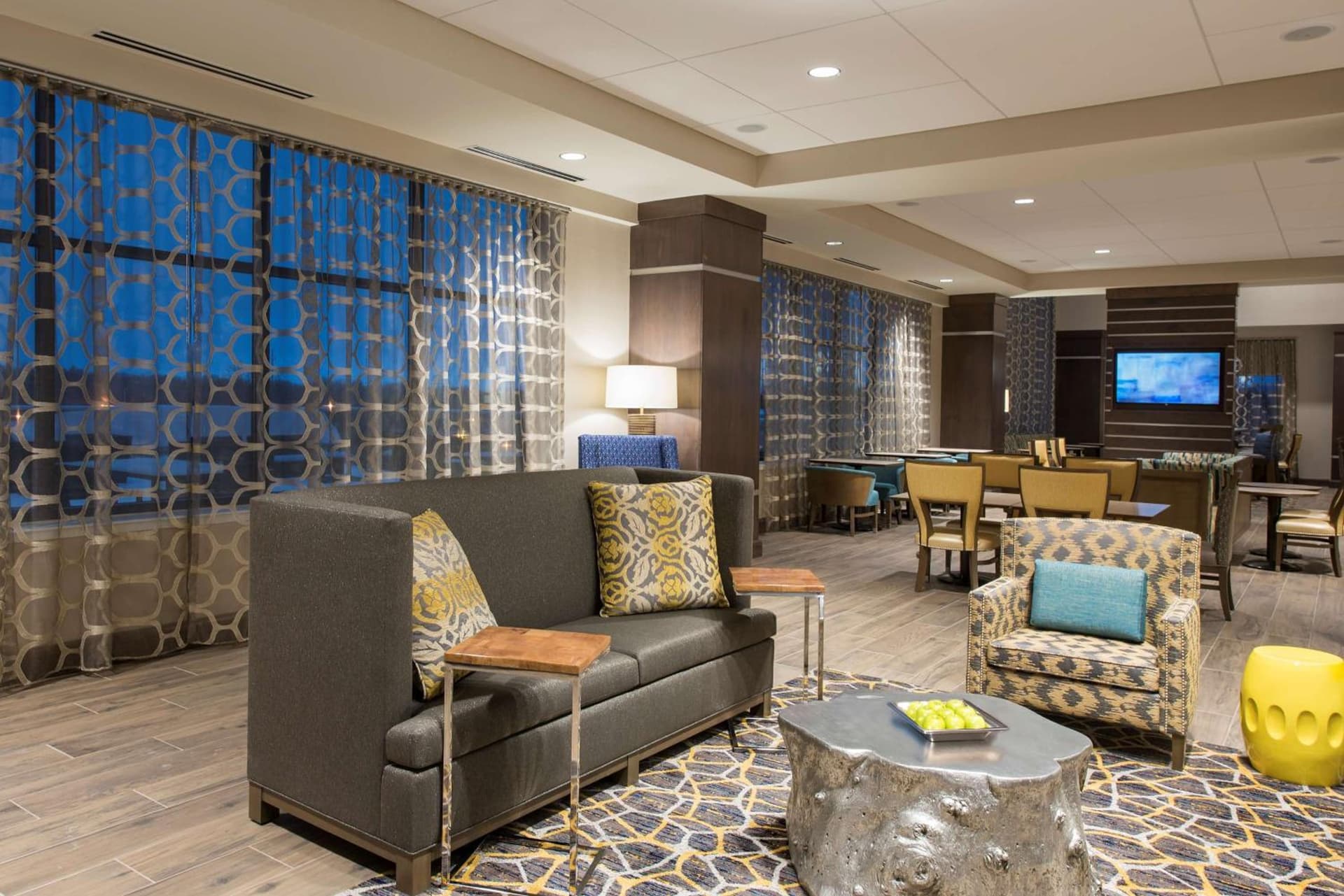 Hampton Inn & Suites Grand Rapids Downtown gallery photo in Grand Rapids, MI — image 4