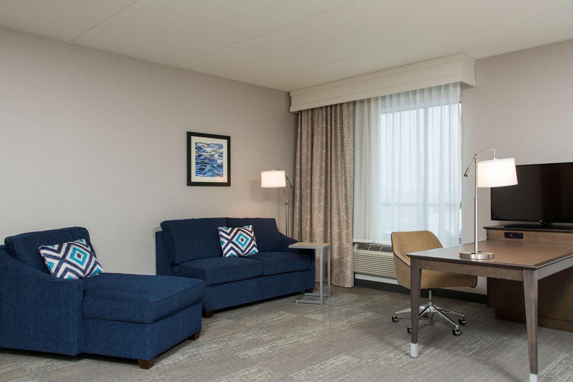 Hampton Inn & Suites Grand Rapids Downtown gallery photo in Grand Rapids, MI — image 48