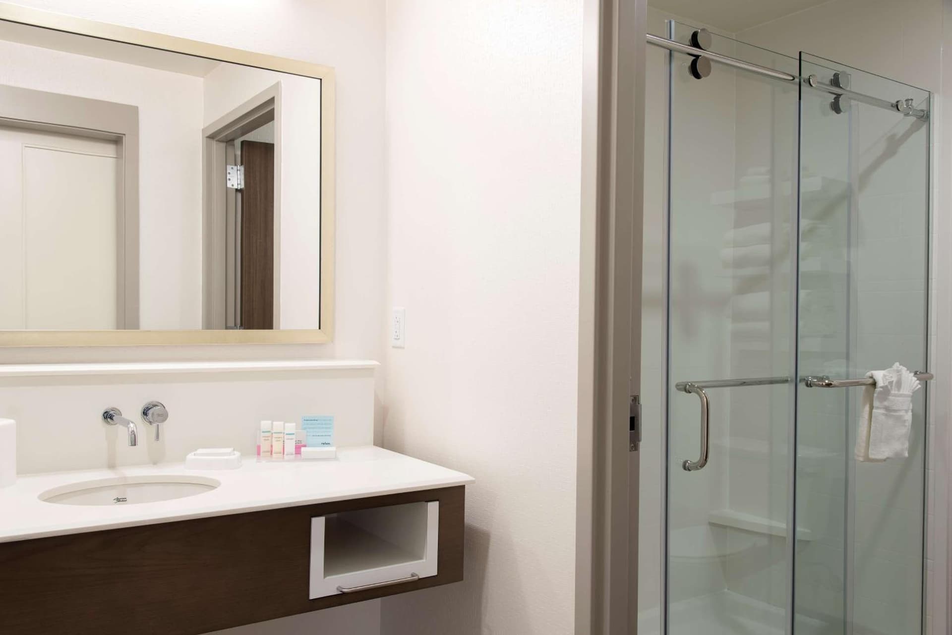 Hampton Inn & Suites Grand Rapids Downtown gallery photo in Grand Rapids, MI — image 22