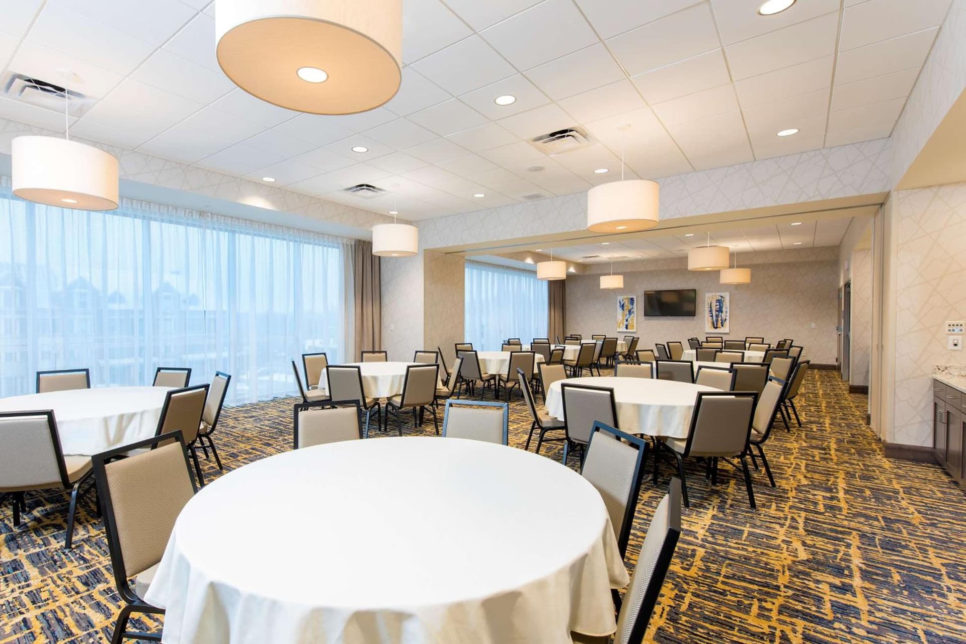 Hampton Inn & Suites Grand Rapids Downtown gallery photo in Grand Rapids, MI — image 37