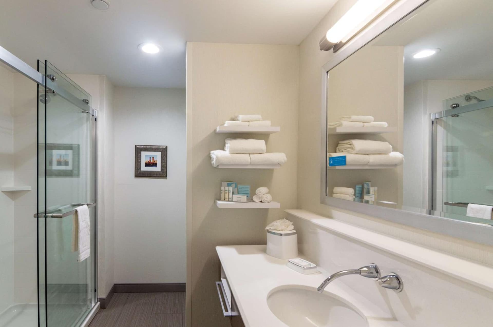 Hampton Inn Oklahoma City Northeast OK gallery photo in Oklahoma City, OK — image 5