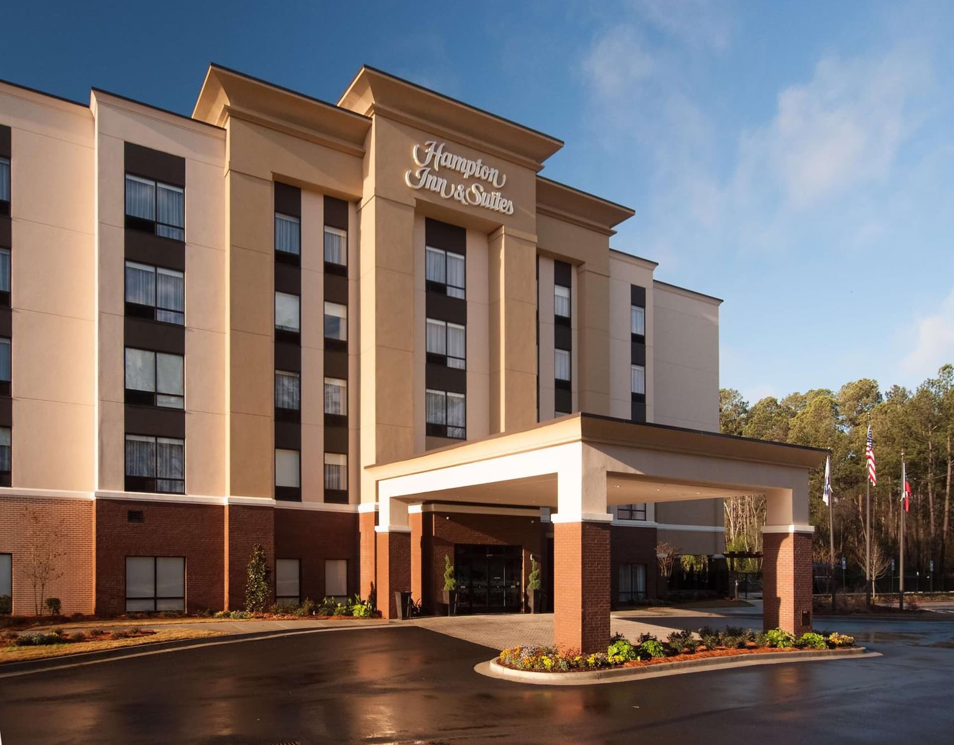 Hampton Inn & Suites by Hilton Augusta-Washington Rd featured exterior or lobby in Augusta, GA — similar hotel