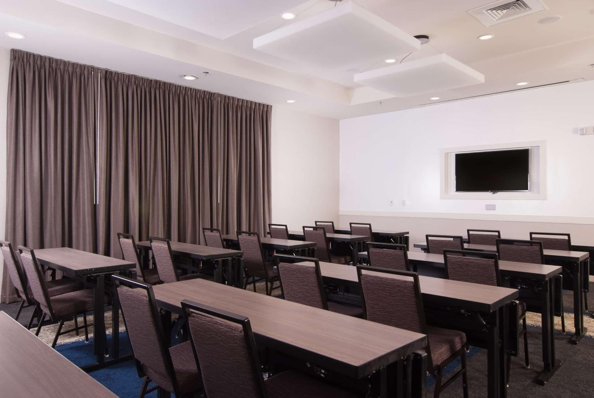 Hampton Inn & Suites by Hilton Augusta-Washington Rd gallery photo in Augusta, GA — image 40