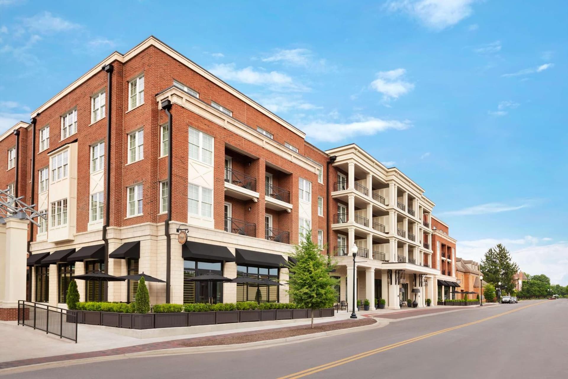 The Harpeth Franklin Downtown, Curio Collection by Hilton gallery photo in Franklin, TN — image 54