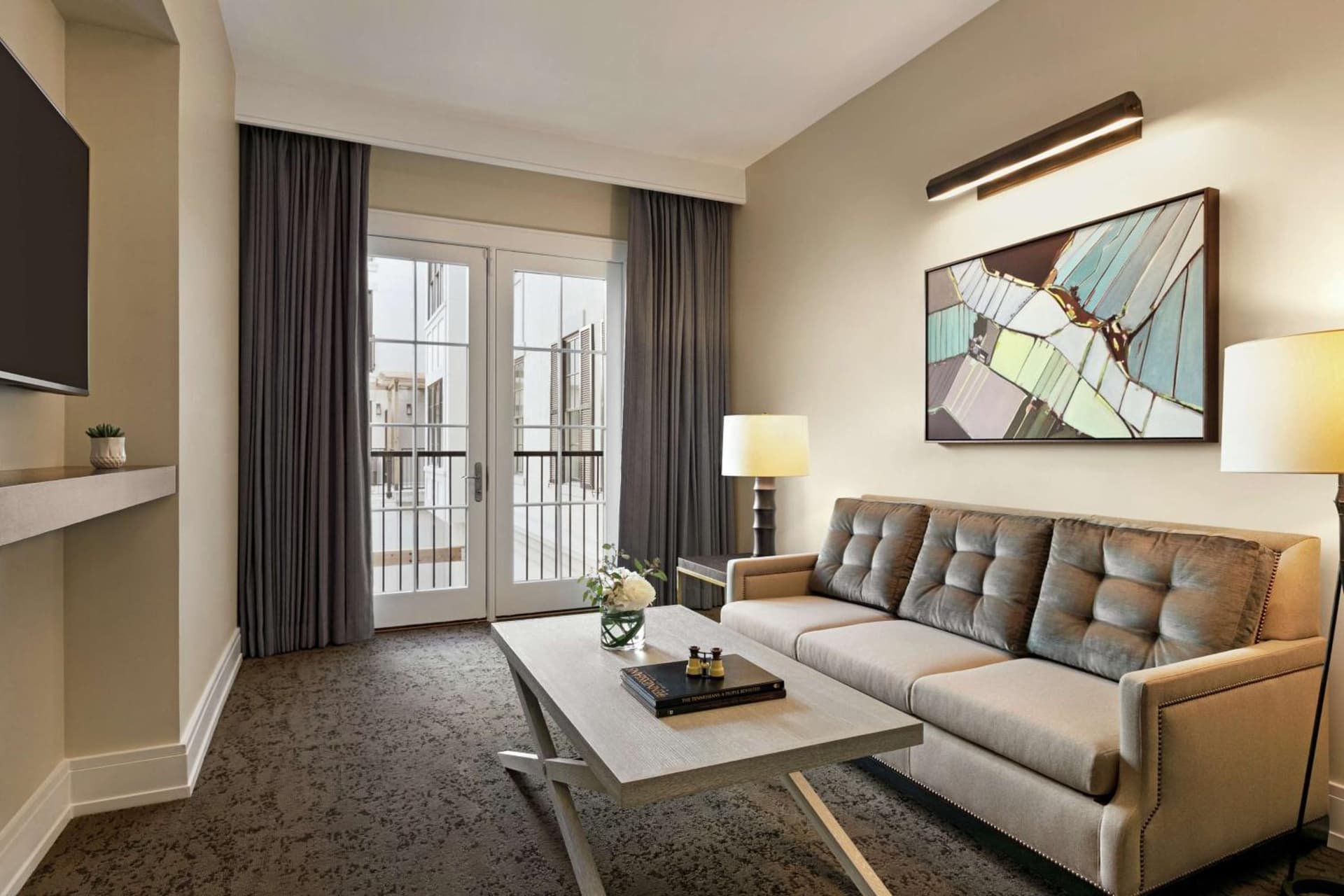 The Harpeth Franklin Downtown, Curio Collection by Hilton gallery photo in Franklin, TN — image 74